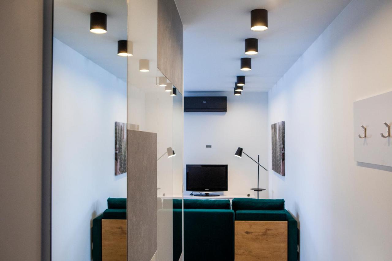 Luksusowy Apartament Nad Jeziorem Człuchów Esterno foto